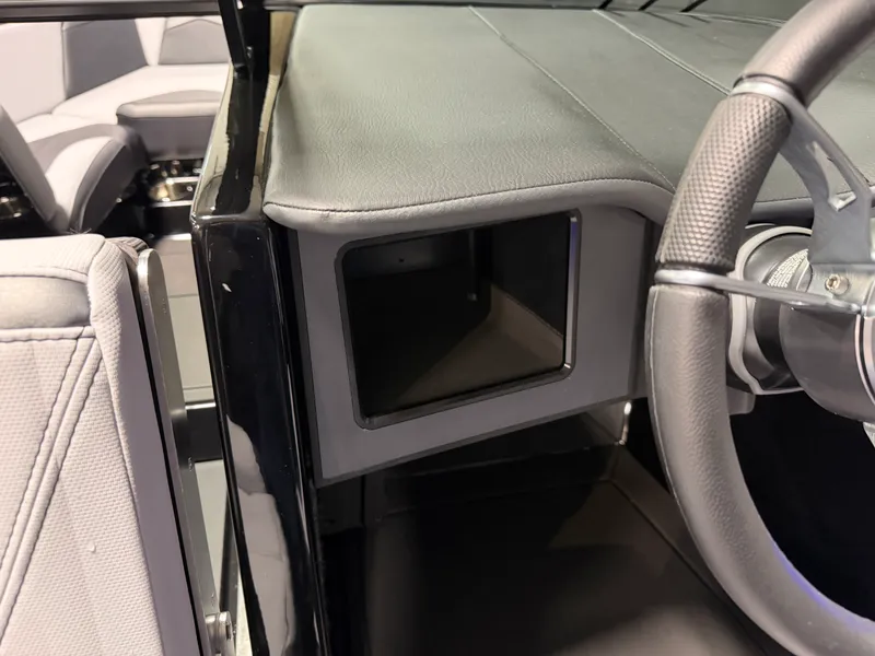 Slide: The Image of Mastercraft PROSTAR 2027 - 25
