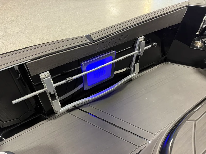 Slide: The Image of Mastercraft PROSTAR 2027 - 9