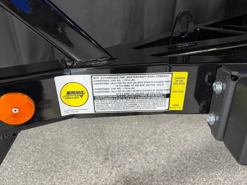 Slide: The Image of Mastercraft PROSTAR 2027 - 40