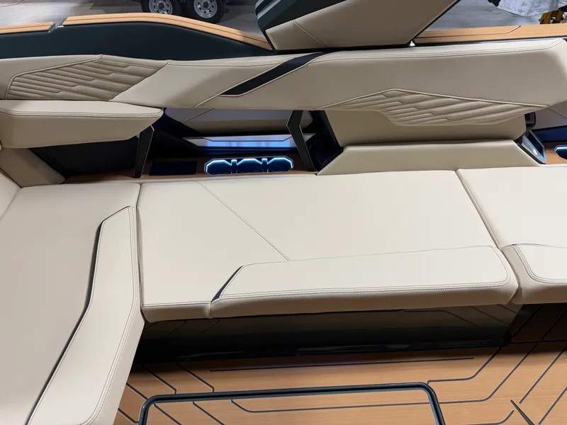 Slide: The Image of Mastercraft X24 2027 - 8