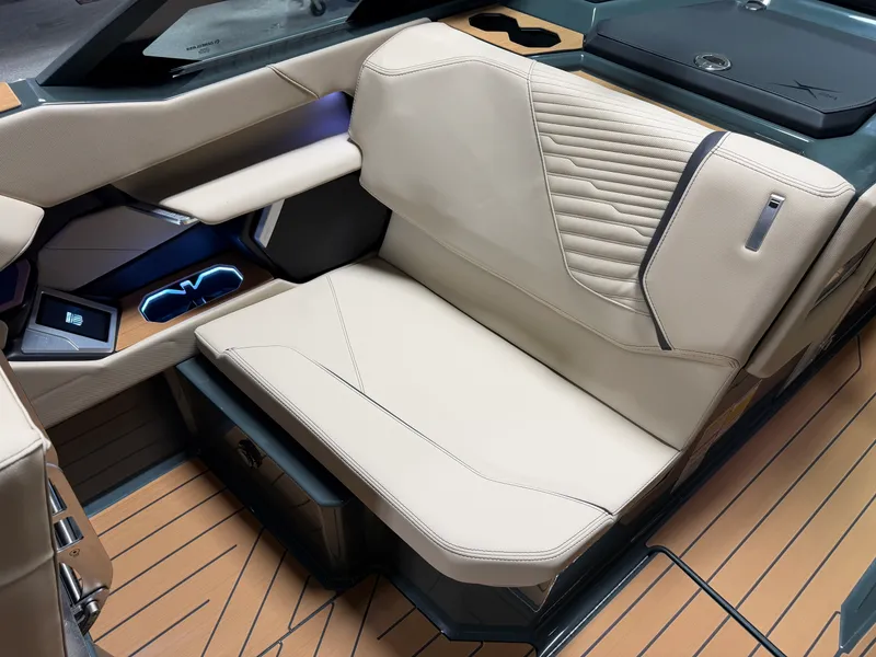 Slide: The Image of Mastercraft X24 2027 - 9