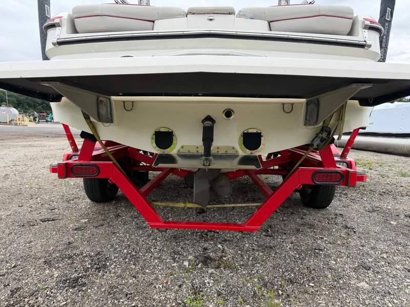 Slide: The Image of Mastercraft X25 2010 - 7