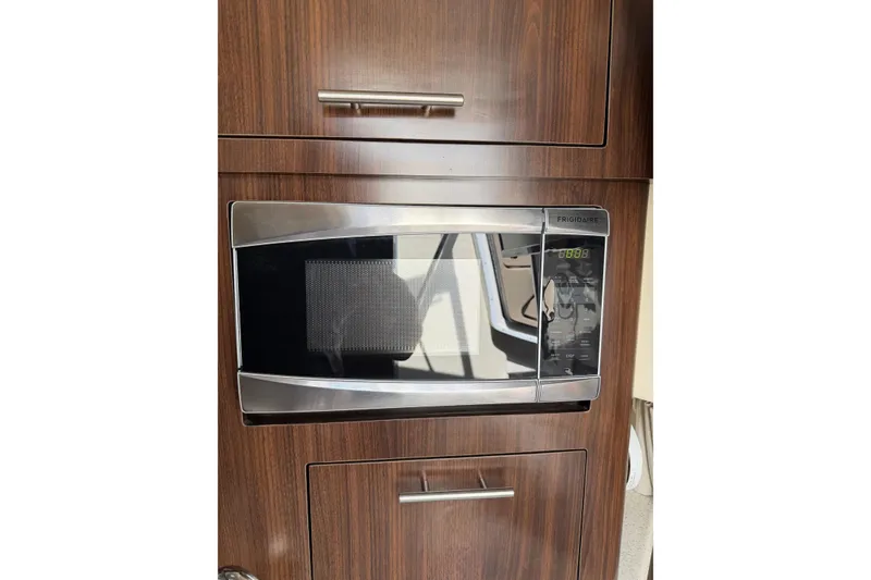 Slide: The Image of Regal 28 Express 2016 - 105