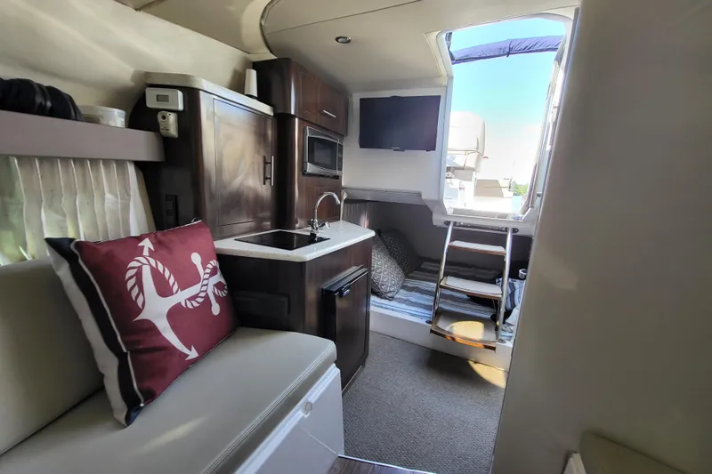 Slide: The Image of Regal 28 Express 2016 - 19