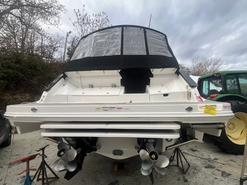 Slide: The Image of Sea Ray Sundancer 370 2026 - 4