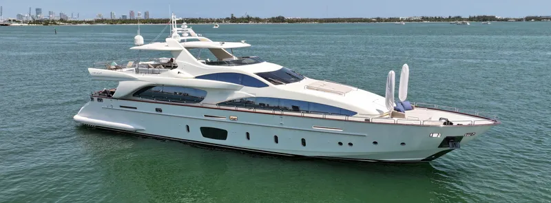 The Image of Azimut 103 2008 - 0