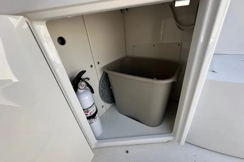 Slide: The Image of Chaparral 347 SSX 2019 - 10