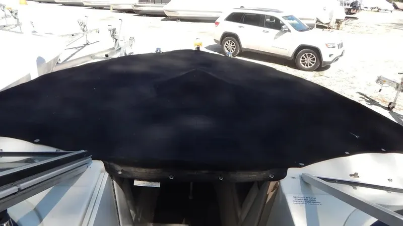 Slide: The Image of Bayliner 235 Bowrider 2013 - 20