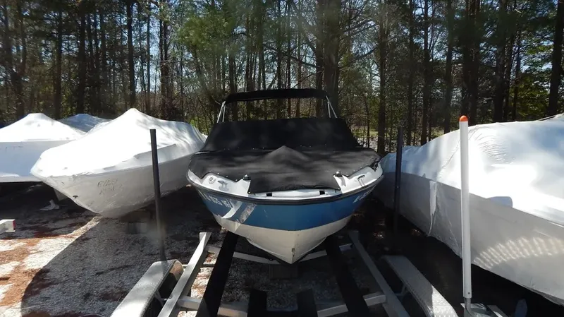 Slide: The Image of Bayliner 235 Bowrider 2013 - 21