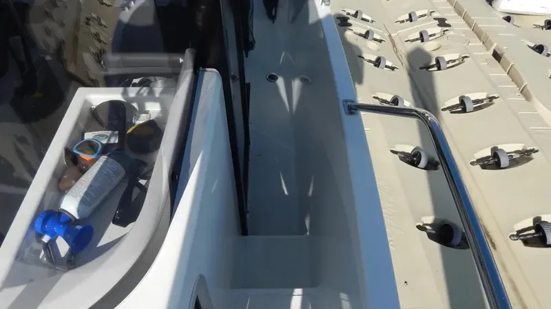 Slide: The Image of Beneteau Barracuda 23 2020 - 16