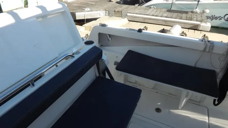 Slide: The Image of Beneteau Barracuda 23 2020 - 18