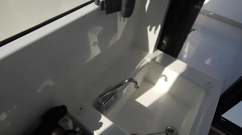 Slide: The Image of Beneteau Barracuda 23 2020 - 25