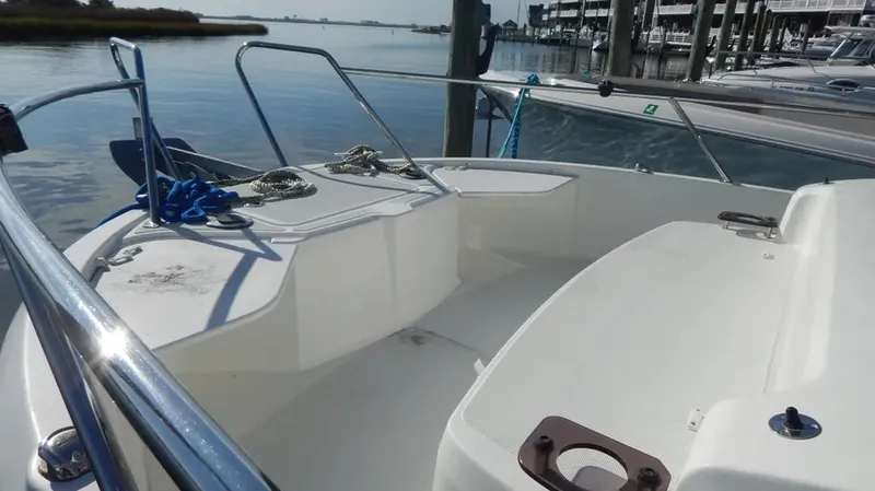 Slide: The Image of Beneteau Barracuda 23 2020 - 9