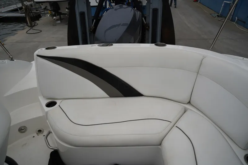 Slide: The Image of Hurricane 2200 Sundeck Sport 2013 - 22