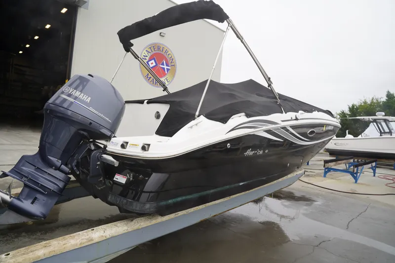 Slide: The Image of Hurricane 2200 Sundeck Sport 2013 - 3