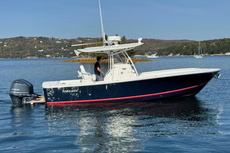 Slide: The Image of Regulator Marine 28 Forward Seating 2015 - 50