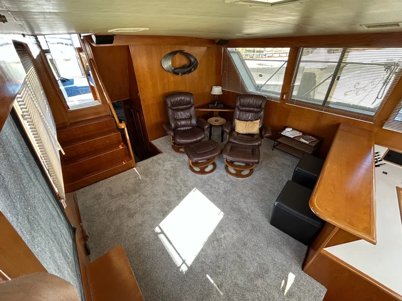 Slide: The Image of Ocean Alexander 546 COCKPIT MY 1988 - 15