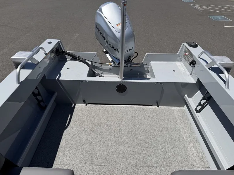 Slide: The Image of Hewescraft 180 Sportsman 2026 - 8