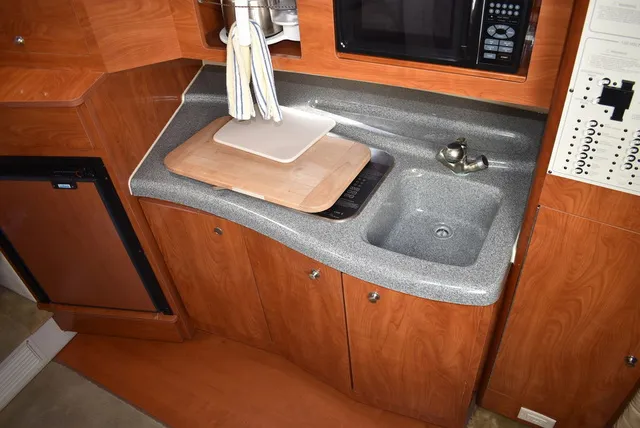 Slide: The Image of Larson 310 Cabrio 2005 - 41