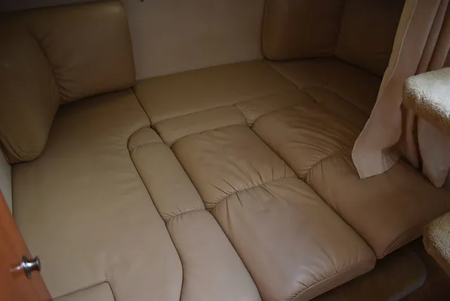 Slide: The Image of Larson 310 Cabrio 2005 - 80