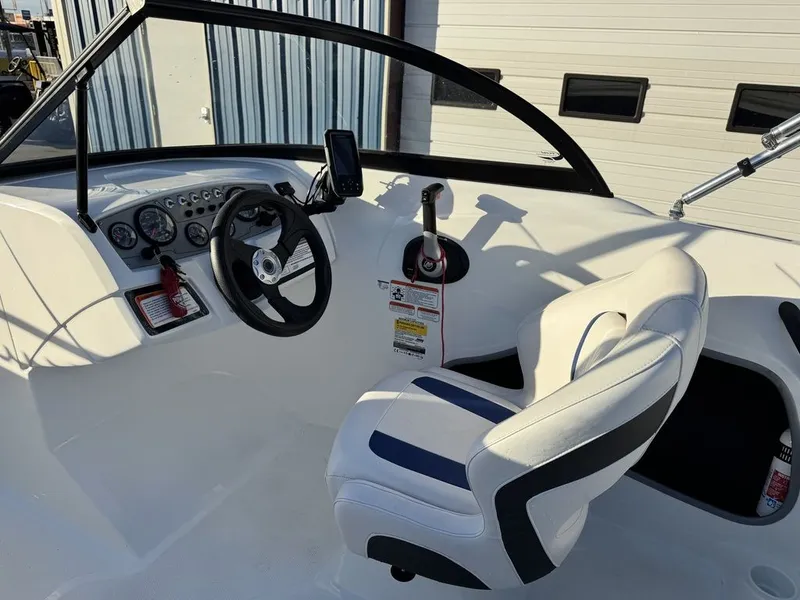 Slide: The Image of Tahoe® 450 TF 2018 - 15