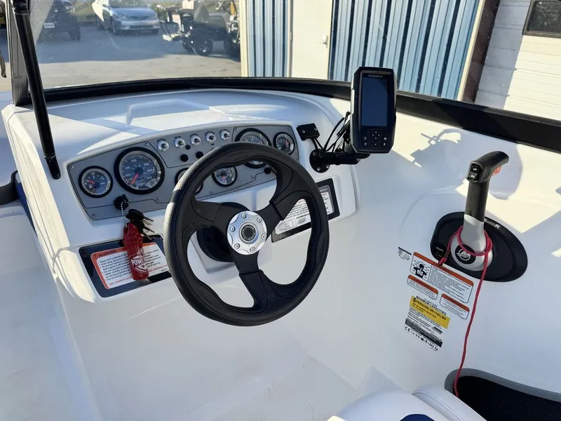 Slide: The Image of Tahoe® 450 TF 2018 - 16