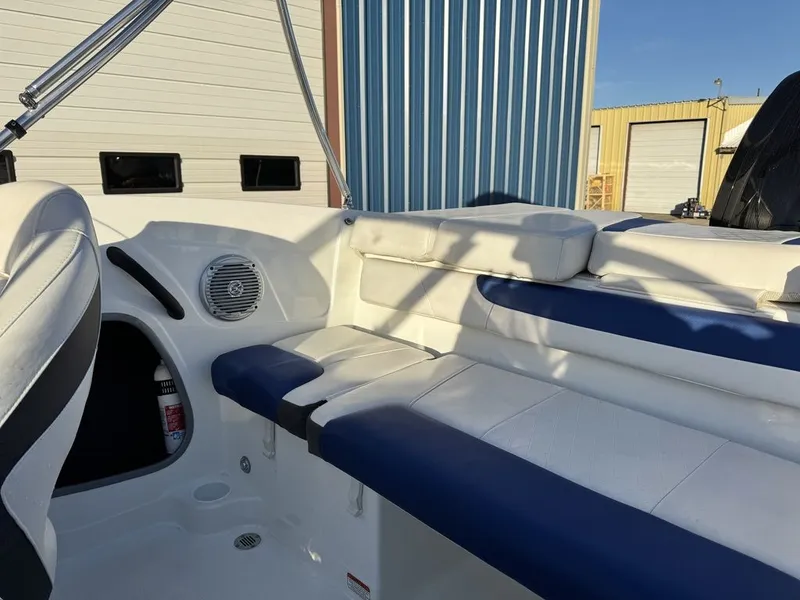Slide: The Image of Tahoe® 450 TF 2018 - 10