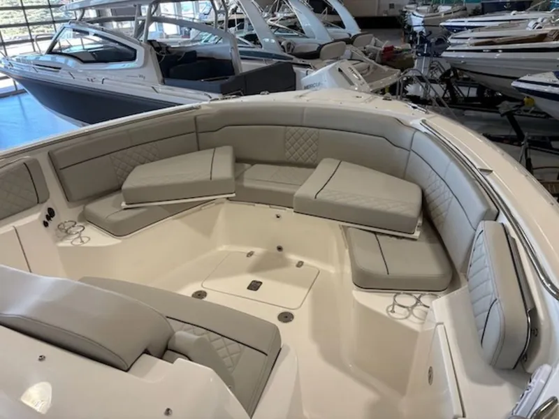 Slide: The Image of Pursuit Boats S 328 2025 - 9