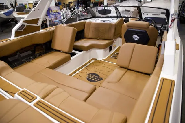 Slide: The Image of Malibu 23 MXZ 2026 - 29