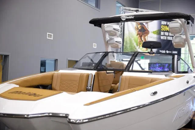 Slide: The Image of Malibu 23 MXZ 2026 - 9