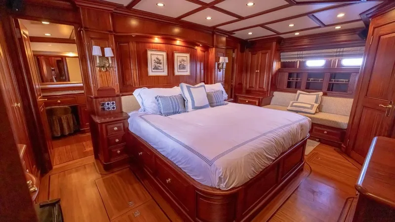 Slide: The Image of Vicem Yachts 85 2006 - 23