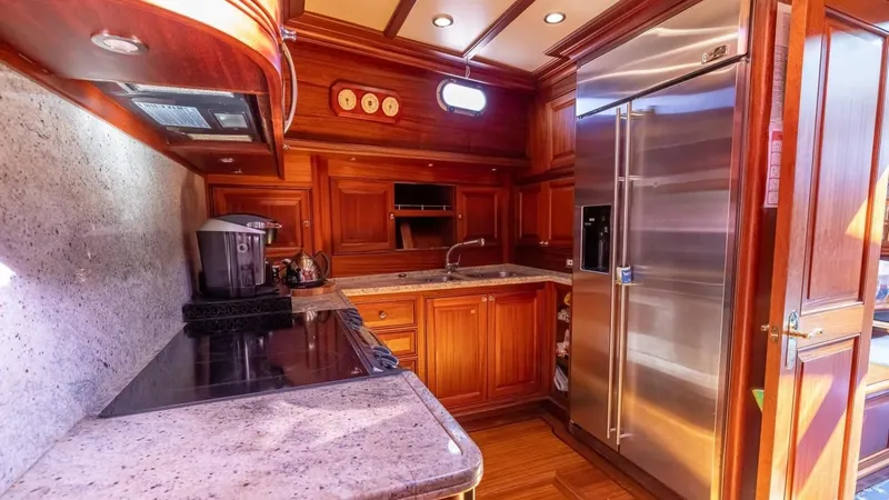 Slide: The Image of Vicem Yachts 85 2006 - 21