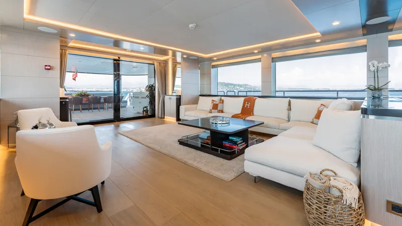 Slide: The Image of Bering Yachts 145 2023 - 3
