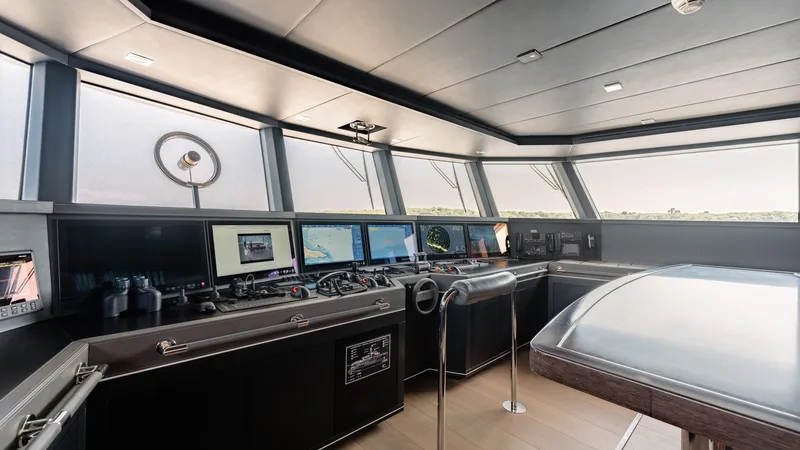 Slide: The Image of Bering Yachts 145 2023 - 26