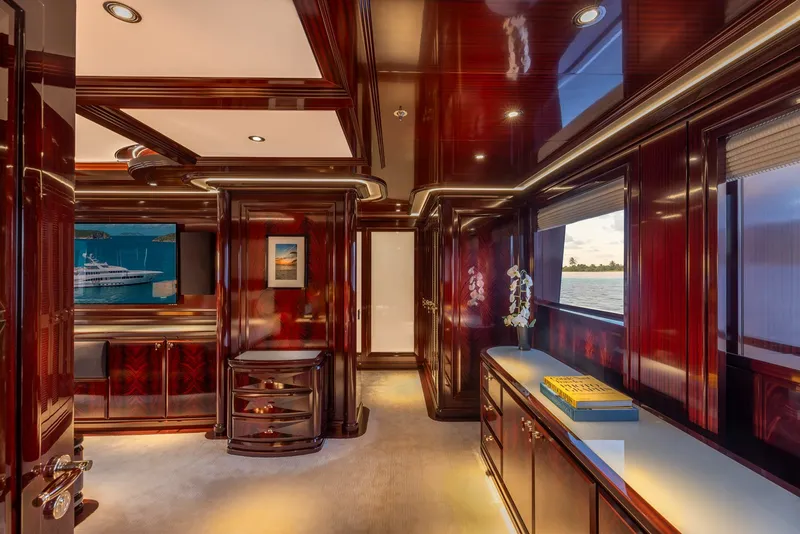 Slide: The Image of Feadship 197 2014 - 23