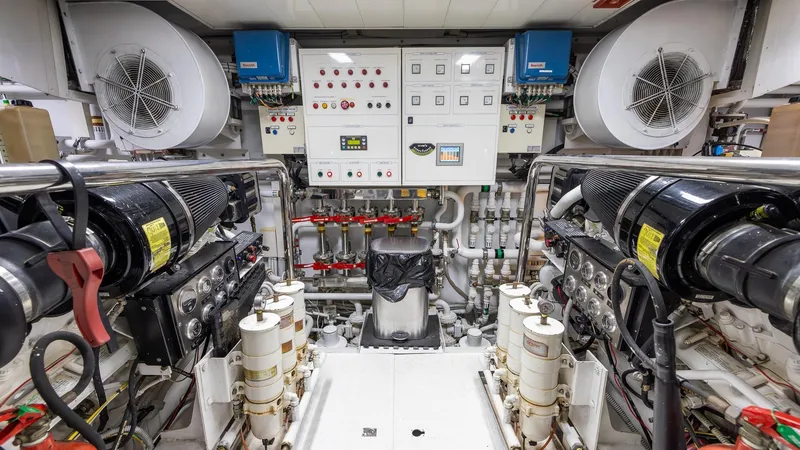 Slide: The Image of Benetti 120 2008 - 46