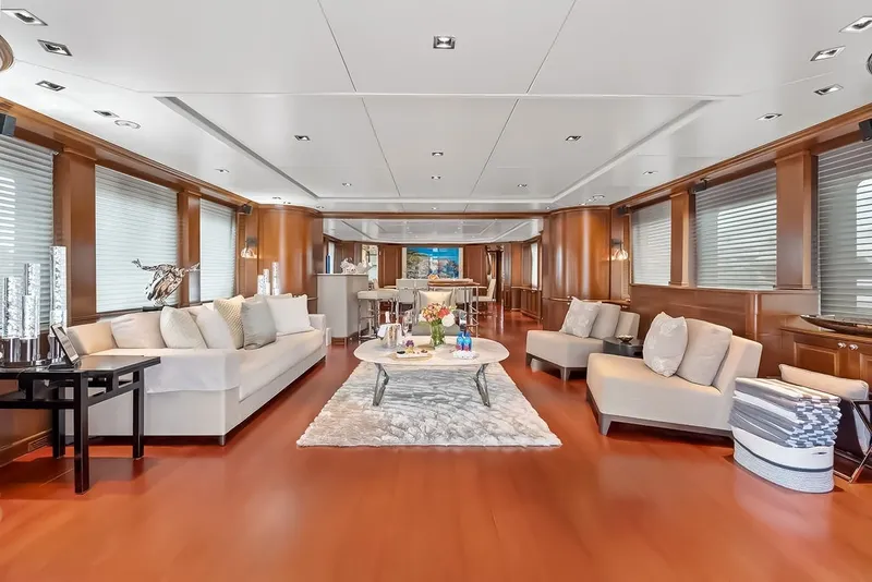 Slide: The Image of Benetti 120 2008 - 13