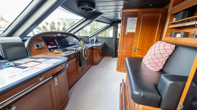 Slide: The Image of Benetti 120 2008 - 20