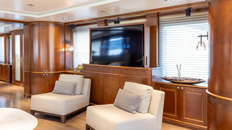 Slide: The Image of Benetti 120 2008 - 24