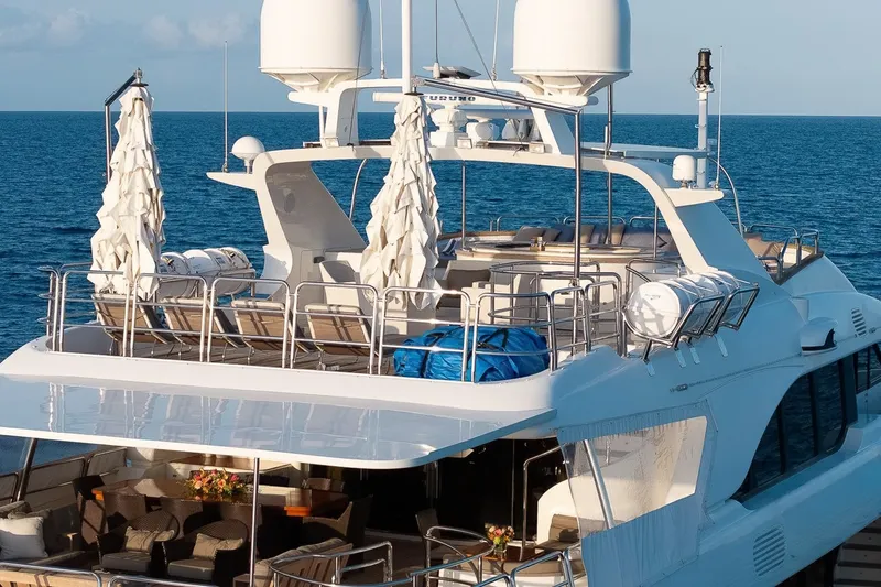 Slide: The Image of Benetti 120 2008 - 3