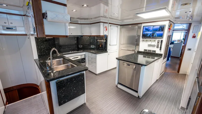 Slide: The Image of Benetti 120 2008 - 29