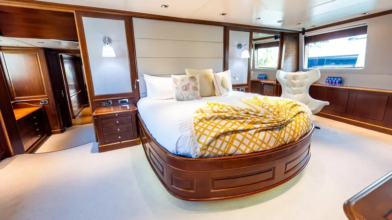 Slide: The Image of Benetti 120 2008 - 33