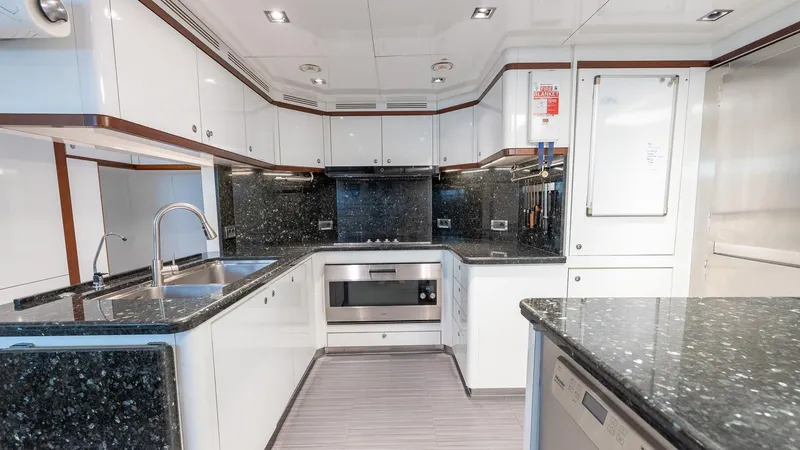 Slide: The Image of Benetti 120 2008 - 27