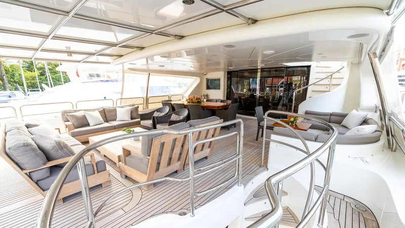 Slide: The Image of Benetti 120 2008 - 14