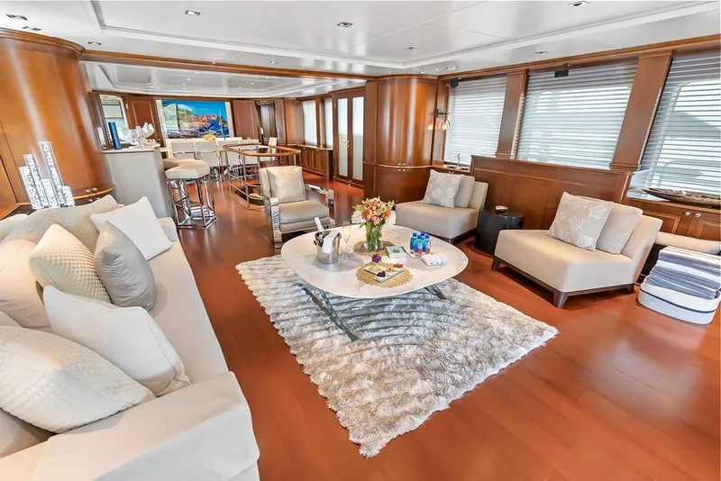 Slide: The Image of Benetti 120 2008 - 14