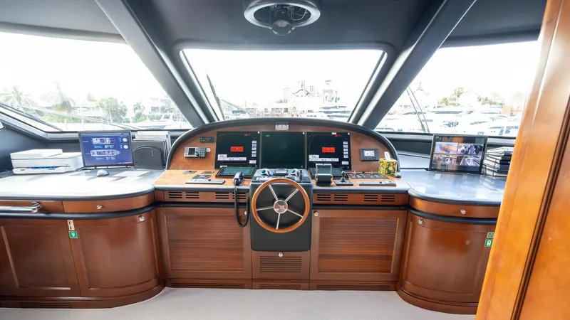Slide: The Image of Benetti 120 2008 - 19