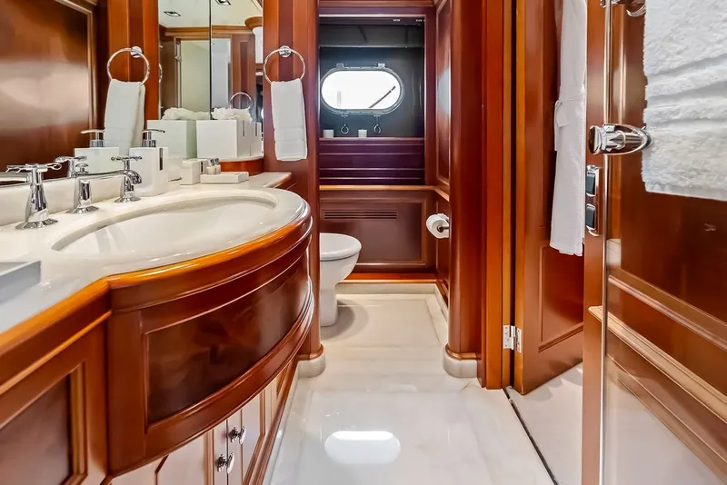 Slide: The Image of Benetti 120 2008 - 46