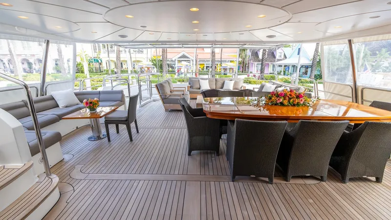 Slide: The Image of Benetti 120 2008 - 13