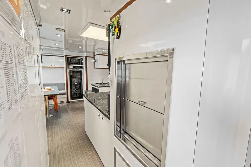 Slide: The Image of Benetti 120 2008 - 50