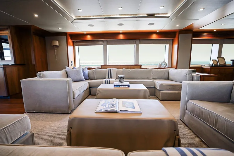 Slide: The Image of Sunseeker 133 2014 - 15